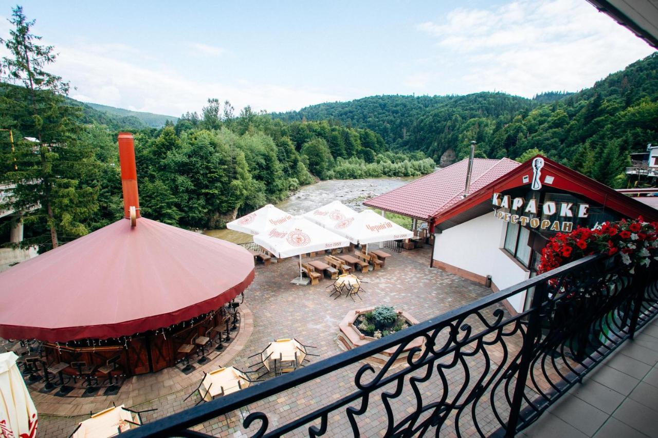 Stanislavsky Hotel Group Yaremtche Extérieur photo