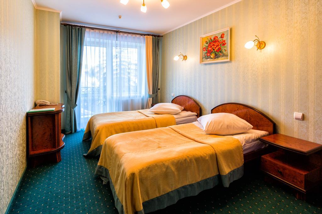 Stanislavsky Hotel Group Yaremtche Extérieur photo