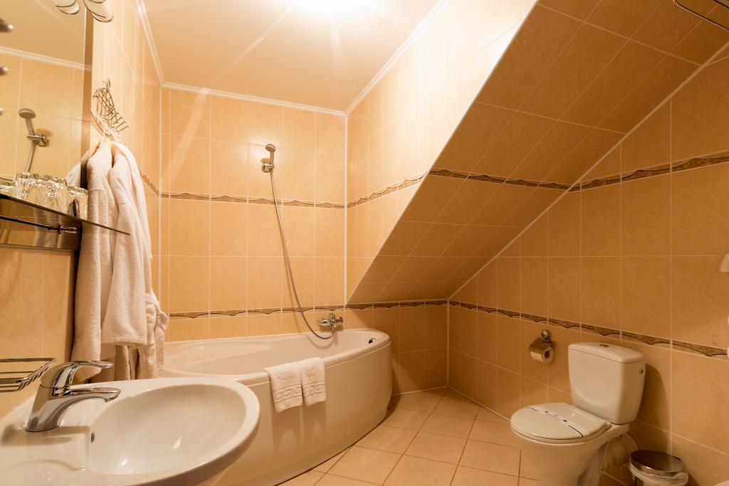 Stanislavsky Hotel Group Yaremtche Extérieur photo