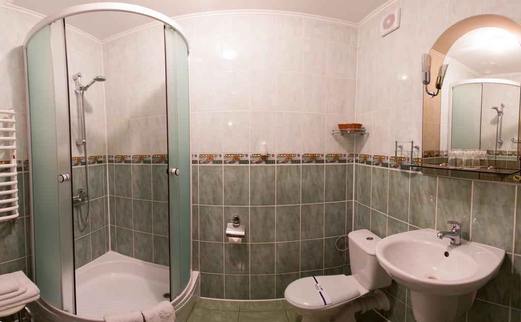 Stanislavsky Hotel Group Yaremtche Extérieur photo