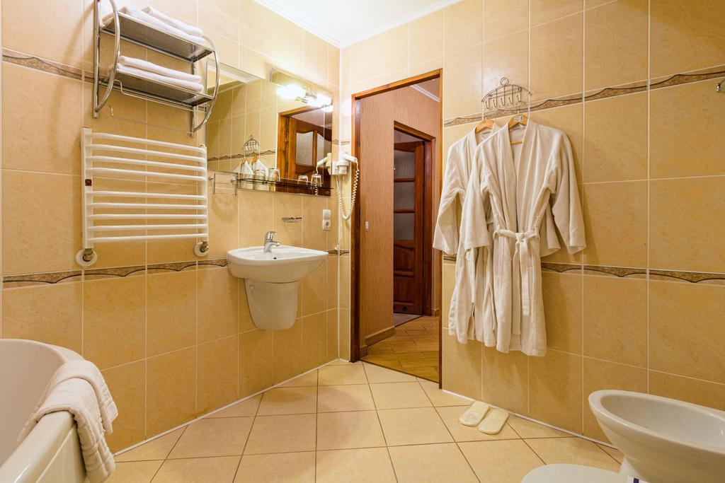 Stanislavsky Hotel Group Yaremtche Extérieur photo